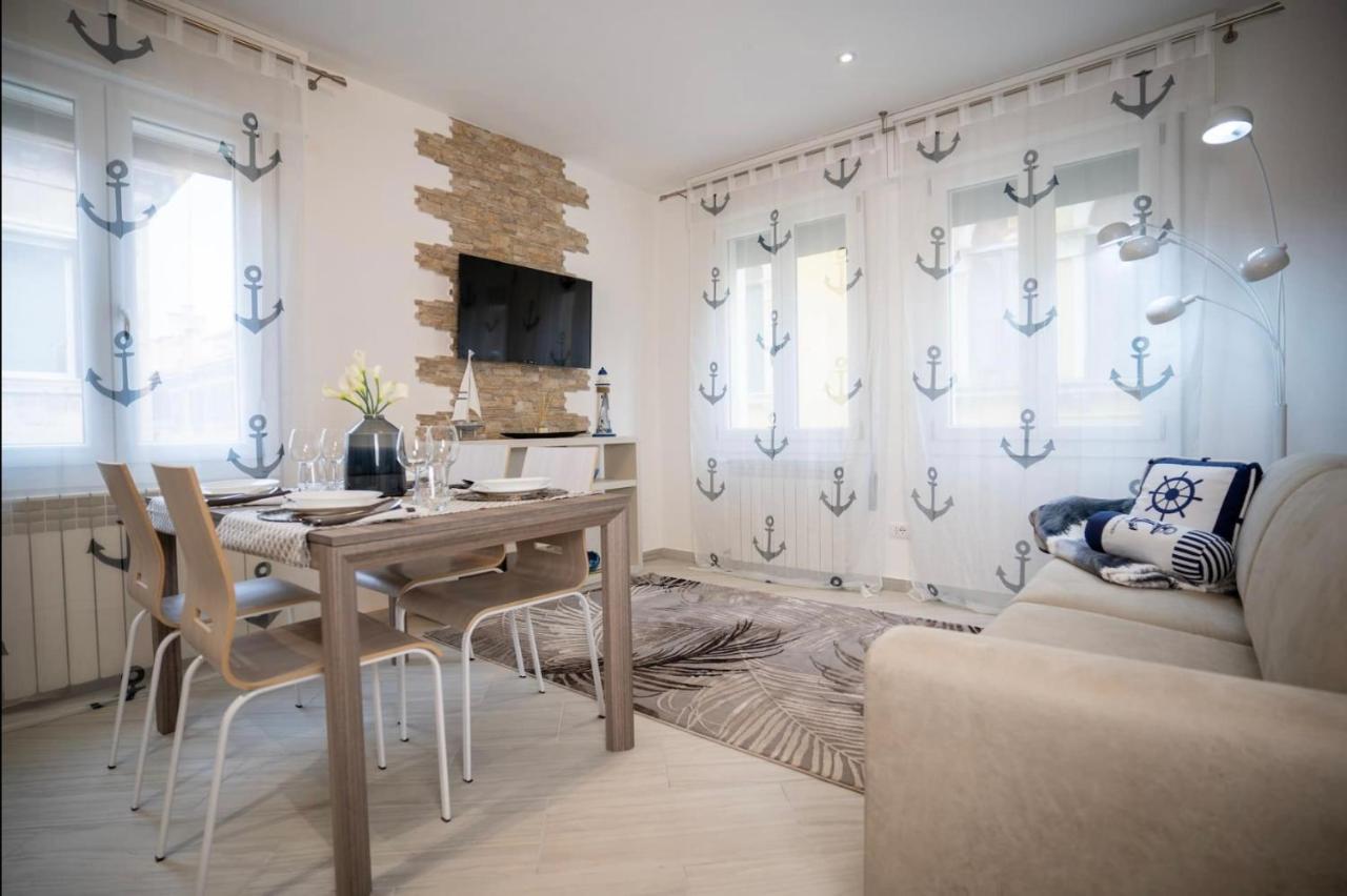 Appartamento 3 Camere Da Letto - Holiday House 2 威尼斯 外观 照片